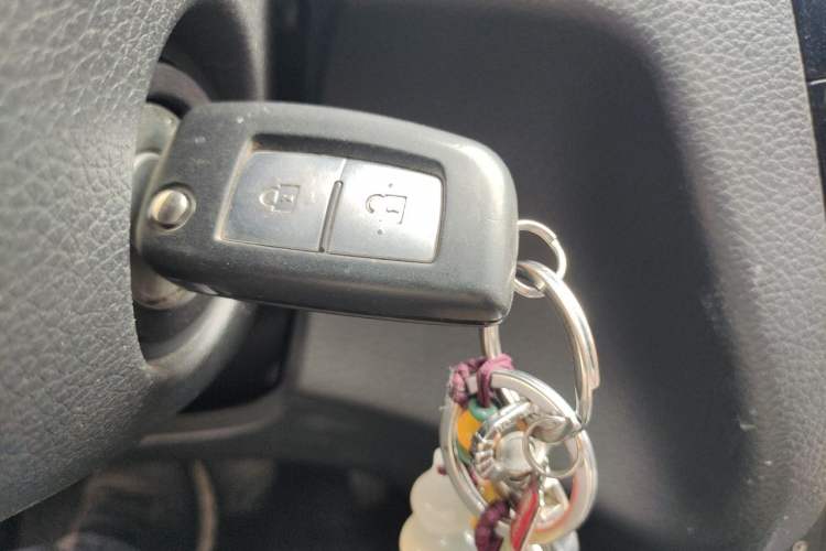 Used Nissan Qashqai 2017 2.0L CVT Smart Enjoyment Version China V Standard Vehicle Key