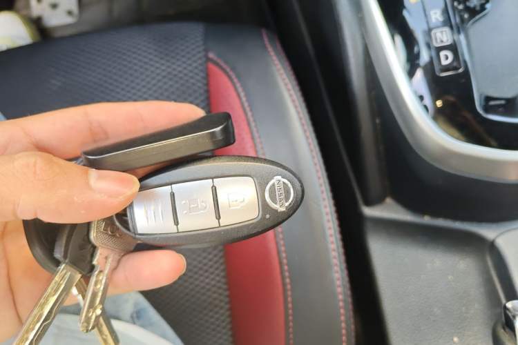 Used Nissan Qashqai 2017 2.0L CVT Luxury Edition China VI Standard Vehicle Key
