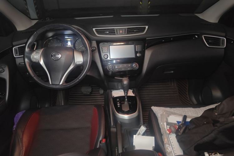 Used Nissan Qashqai 2017 2.0L CVT Smart Enjoyment Version China V Standard Center Console