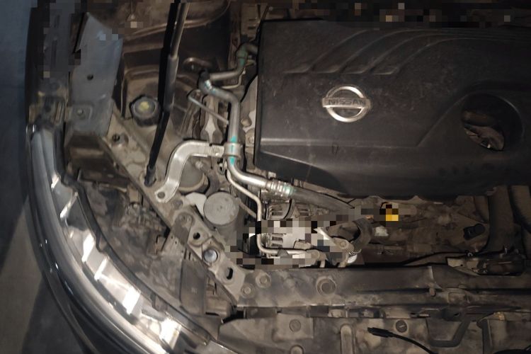 Used Nissan Qashqai 2017 2.0L CVT Smart Enjoyment Version China VI Standard Engine Bay Right