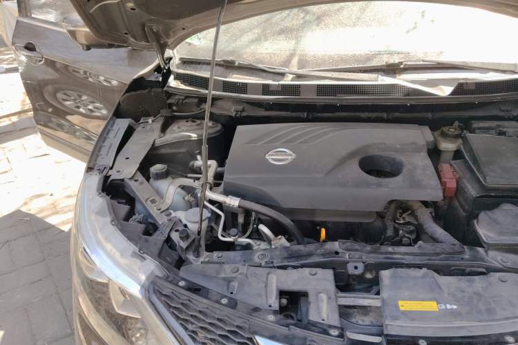 Used Nissan Qashqai 2017 2.0L CVT Luxury Edition China VI Standard Engine Bay Right