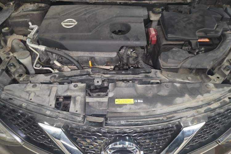 Used Nissan Qashqai 2017 2.0L CVT Smart Enjoyment Version China V Standard Engine Bay