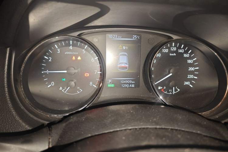 Used Nissan Qashqai 2017 2.0L CVT Smart Enjoyment Version China VI Standard Instrument Cluster