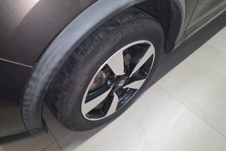 Used Nissan Qashqai 2017 2.0L CVT Smart Enjoyment Version China V Standard Left Front Wheel Hub