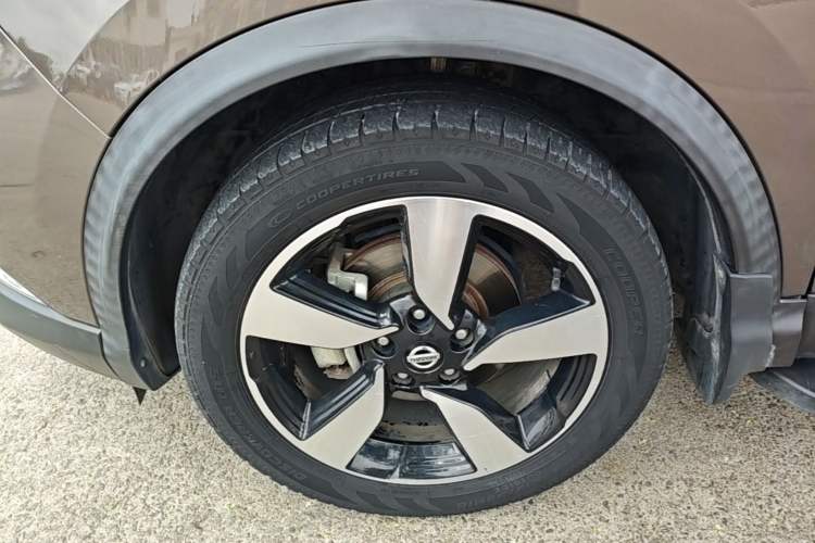 Used Nissan Qashqai 2017 2.0L CVT Smart Enjoyment Version China V Standard Left Front Wheel Hub