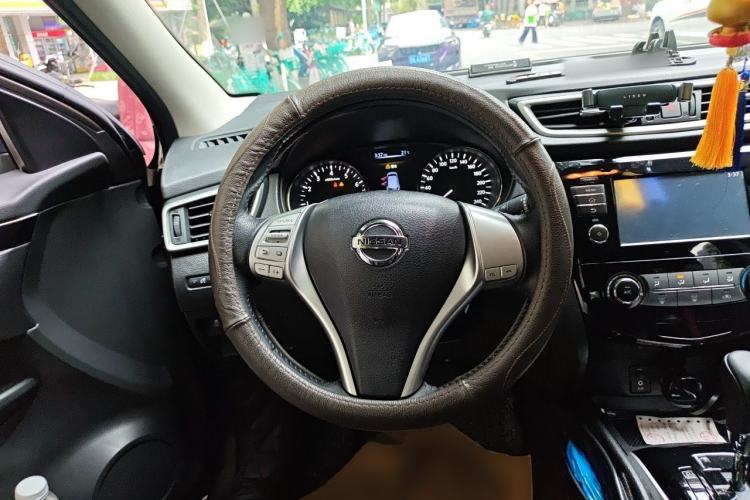 Used Nissan Qashqai 2017 2.0L CVT Luxury Edition China VI Standard Steering Wheel