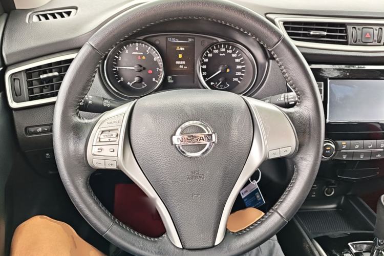 Used Nissan Qashqai 2017 2.0L CVT Smart Enjoyment Version China V Standard Steering Wheel