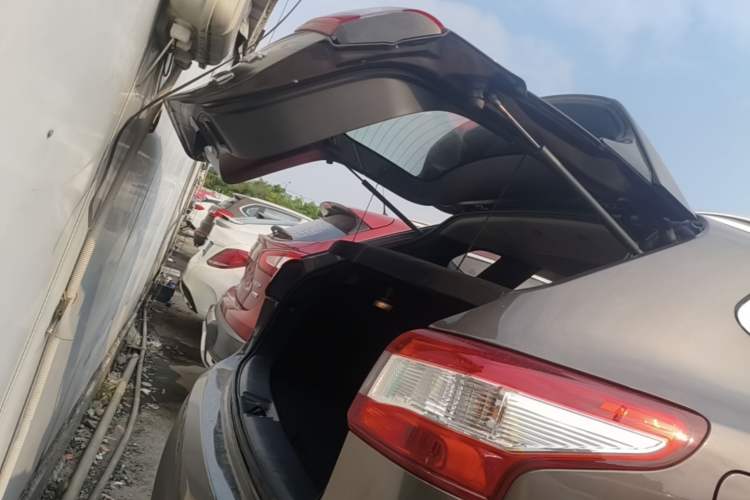 Used Nissan Qashqai 2017 2.0L CVT Luxury Edition China V Standard Trunk
