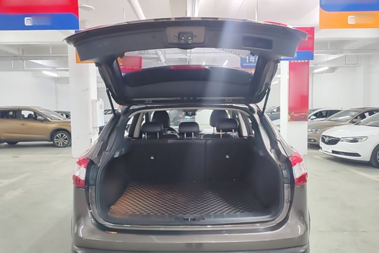 Used Nissan Qashqai 2017 2.0L CVT Smart Enjoyment Version China VI Standard Trunk