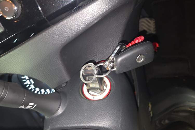 Used Nissan Qashqai 2017 2.0L CVT Smart Enjoyment Version China V Standard Vehicle Key