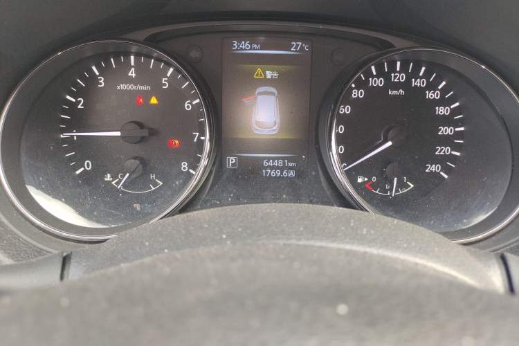 Used Nissan Qashqai 2017 2.0L CVT Smart Enjoyment Version China VI Standard Odometer Close Up