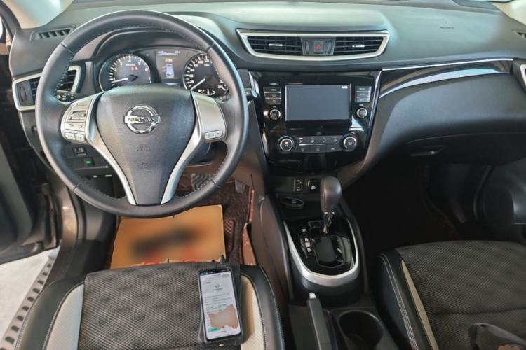 Used Nissan Qashqai 2017 2.0L CVT Luxury Edition China V Standard Center Console