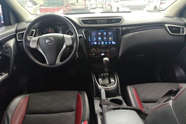 Used Nissan Qashqai 2017 2.0L CVT Smart Enjoyment Version China V Standard Center Console