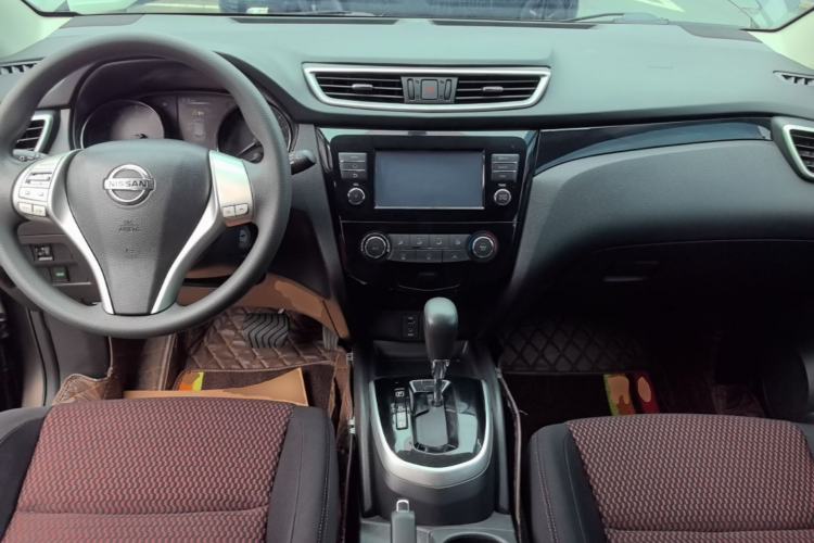 Used Nissan Qashqai 2017 2.0L CVT Elite Edition China V Standard Center Console