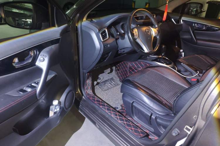 Used Nissan Qashqai 2017 2.0L CVT Smart Enjoyment Version China V Standard Driver Seat