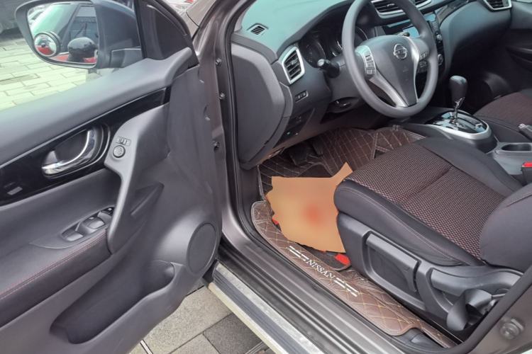 Used Nissan Qashqai 2017 2.0L CVT Elite Edition China V Standard Driver Seat