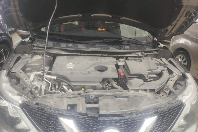 Used Nissan Qashqai 2017 2.0L CVT Smart Enjoyment Version China V Standard Engine Bay