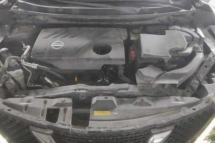 Used Nissan Qashqai 2017 2.0L CVT Smart Enjoyment Version China V Standard Engine Bay