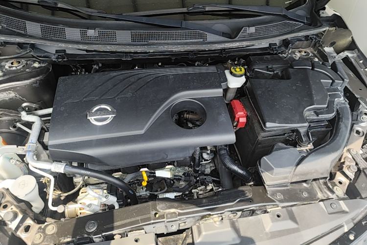 Used Nissan Qashqai 2017 2.0L CVT Smart Enjoyment Version China V Standard Engine Bay