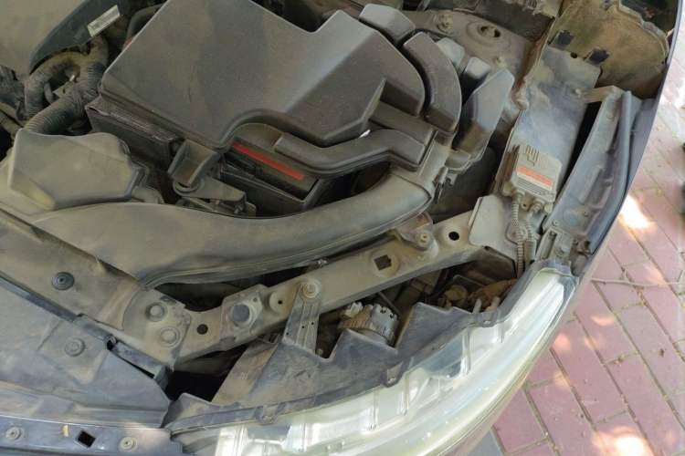 Used Nissan Qashqai 2017 2.0L CVT Elite Edition China V Standard Engine Bay Left