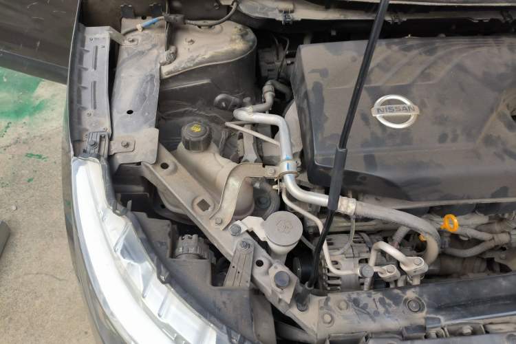 Used Nissan Qashqai 2017 2.0L CVT Luxury Edition China V Standard Engine Bay Right