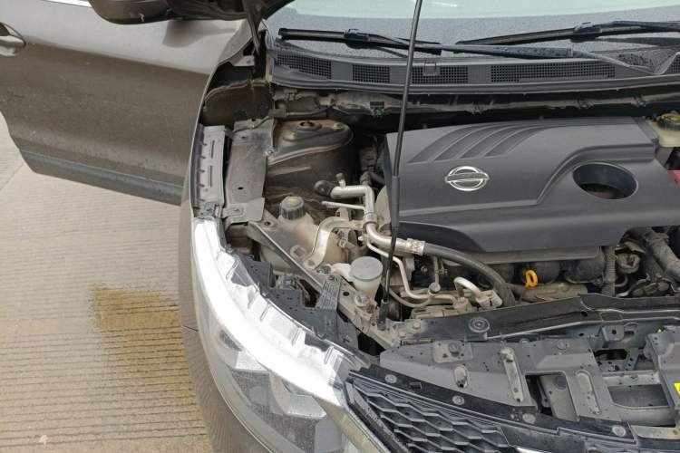 Used Nissan Qashqai 2017 2.0L CVT Elite Edition China V Standard Engine Bay Right