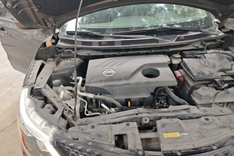 Used Nissan Qashqai  Engine Bay Right