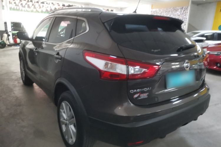 Used Nissan Qashqai 2017 2.0L CVT Elite Edition China V Standard Exterior 2