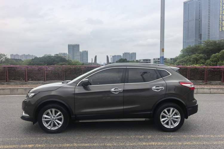 Used Nissan Qashqai 2017 2.0L CVT Elite Edition China V Standard Exterior 8