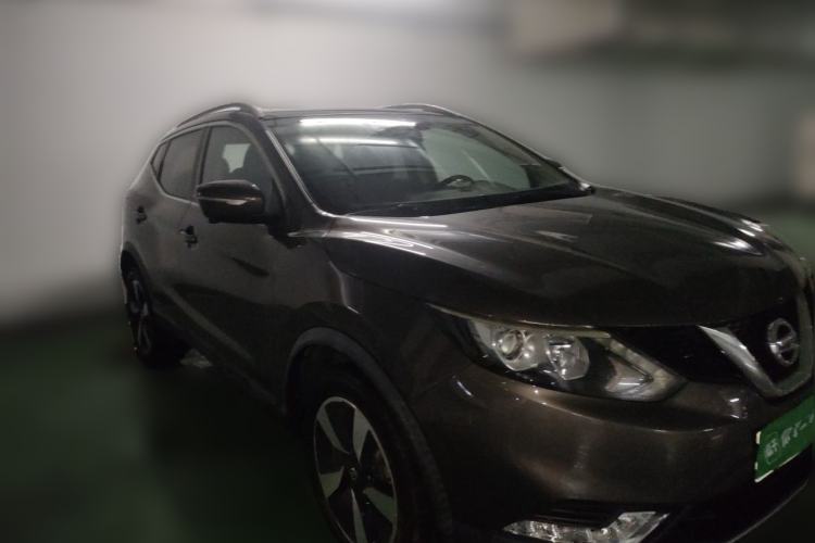 Used Nissan Qashqai 2017 2.0L CVT Luxury Edition China V Standard Front Right 45 Deg