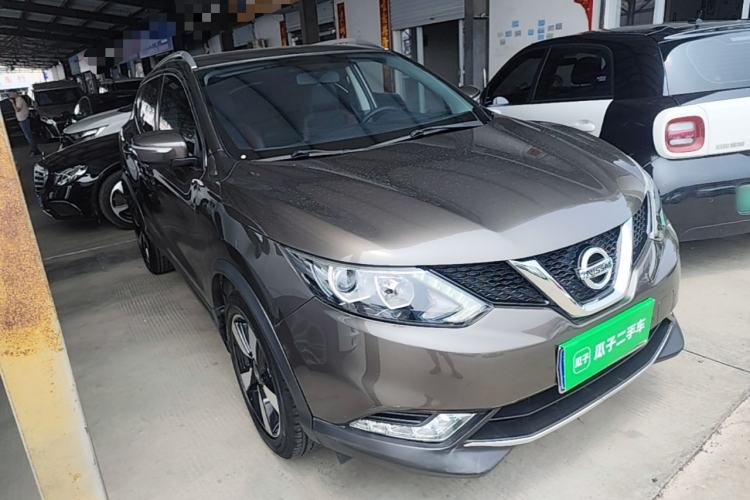 Used Nissan Qashqai 2017 2.0L CVT Smart Enjoyment Version China V Standard Front Right 45 Deg