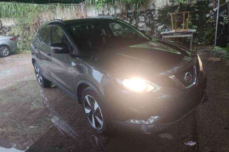 Used Nissan Qashqai 2017 2.0L CVT Smart Enjoyment Version China V Standard Front Right 45 Deg