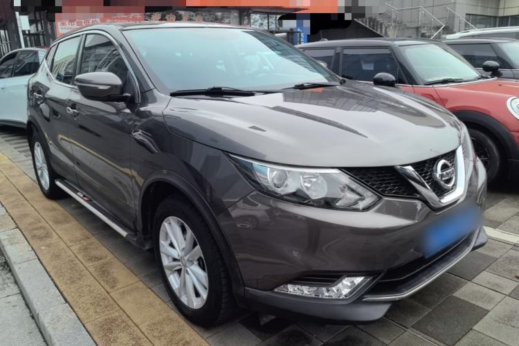 Used Nissan Qashqai 2017 2.0L CVT Elite Edition China V Standard Front Right 45 Deg