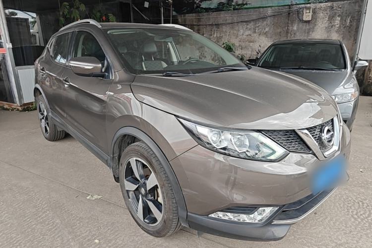 Used Nissan Qashqai 2017 2.0L CVT Smart Enjoyment Version China V Standard Front Right 45 Deg