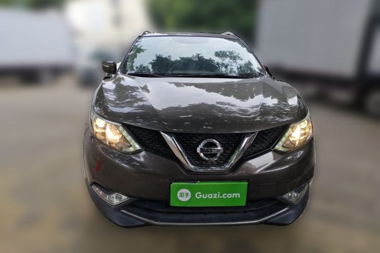 Used Nissan Qashqai  Front