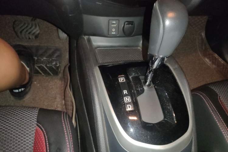Used Nissan Qashqai 2017 2.0L CVT Luxury Edition China V Standard Gear Lever