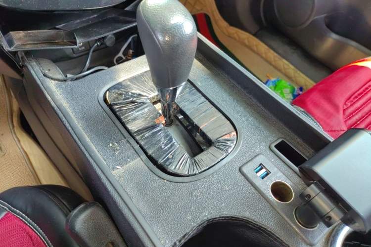 Used Nissan Qashqai 2017 2.0L CVT Elite Edition China V Standard Gear Lever