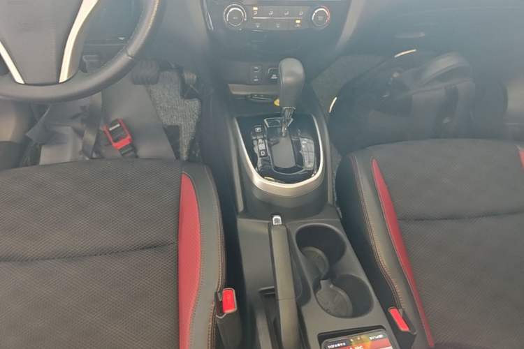 Used Nissan Qashqai 2017 2.0L CVT Luxury Edition China V Standard Gear Lever