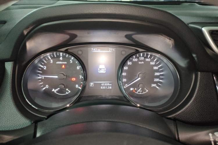 Used Nissan Qashqai 2017 2.0L CVT Elite Edition China V Standard Instrument Cluster