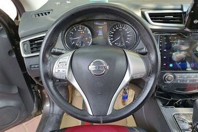 Used Nissan Qashqai 2017 2.0L CVT Elite Edition China V Standard Interior 3
