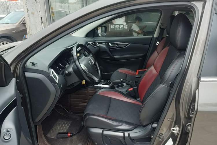 Used Nissan Qashqai 2017 2.0L CVT Smart Enjoyment Version China V Standard Left Front Seat