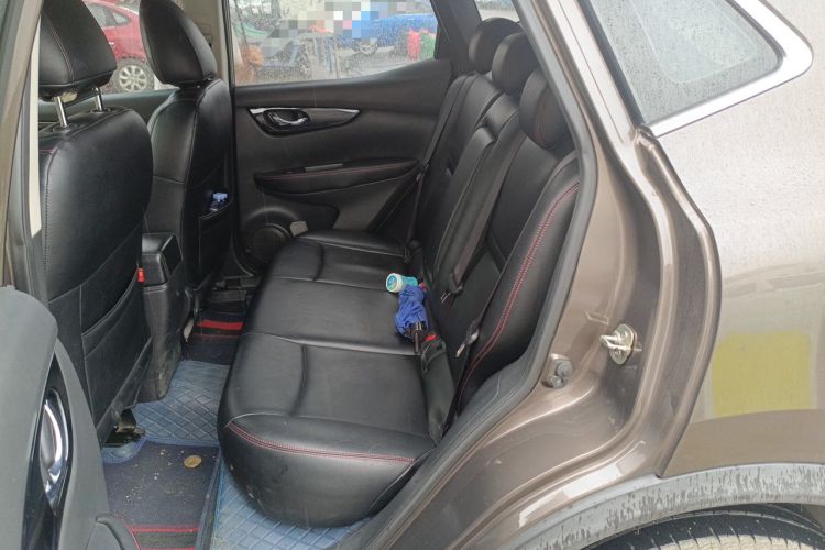 Used Nissan Qashqai 2017 2.0L CVT Elite Edition China V Standard Left Rear Seat