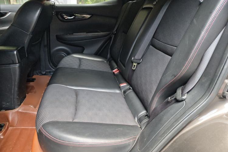 Used Nissan Qashqai 2017 2.0L CVT Luxury Edition China V Standard Left Rear Seat
