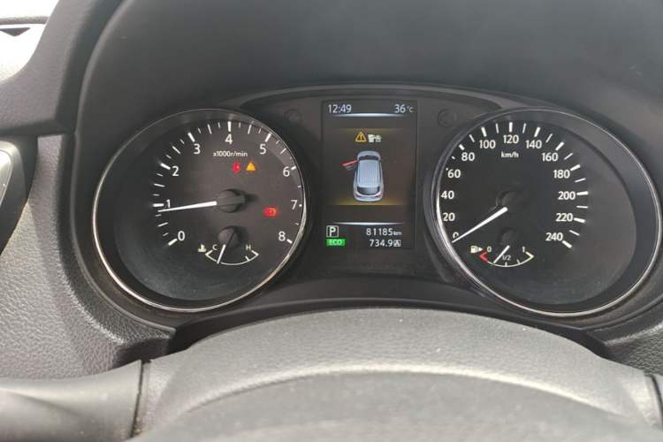 Used Nissan Qashqai 2017 2.0L CVT Smart Enjoyment Version China V Standard Odometer Close Up