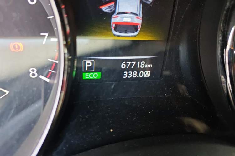Used Nissan Qashqai 2017 2.0L CVT Elite Edition China V Standard Odometer Close Up