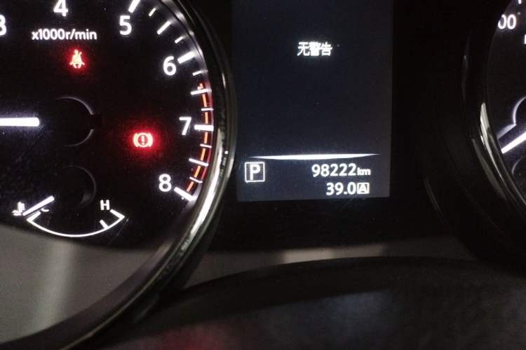 Used Nissan Qashqai 2017 2.0L CVT Elite Edition China V Standard Odometer Close Up