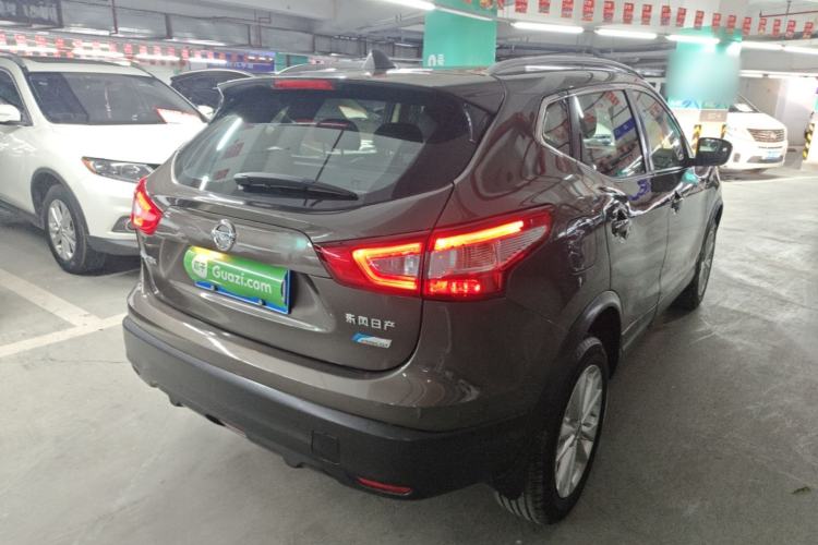 Used Nissan Qashqai 2017 2.0L CVT Elite Edition China V Standard Rear Right 45 Deg
