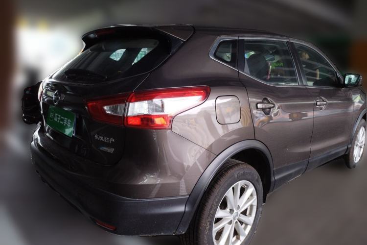 Used Nissan Qashqai 2017 2.0L CVT Elite Edition China V Standard Rear Right 45 Deg