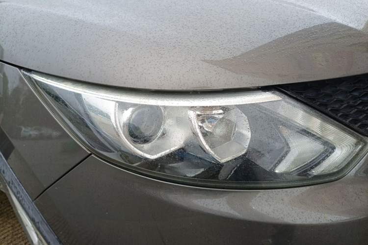 Used Nissan Qashqai 2017 2.0L CVT Elite Edition China V Standard Right Front Headlight
