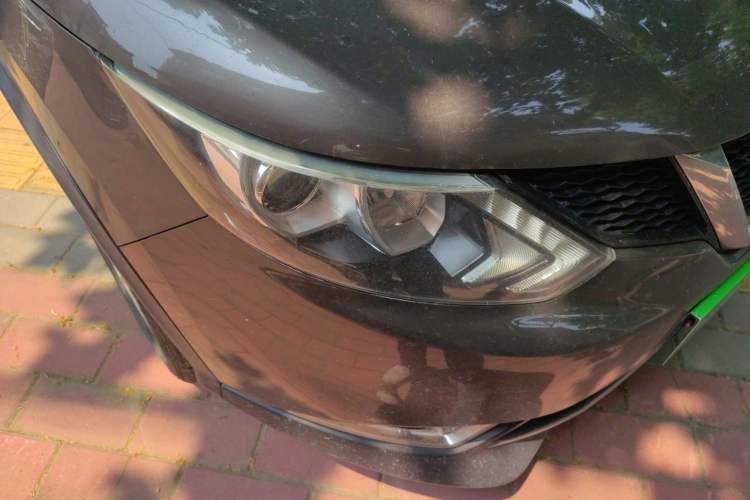 Used Nissan Qashqai 2017 2.0L CVT Elite Edition China V Standard Right Front Headlight
